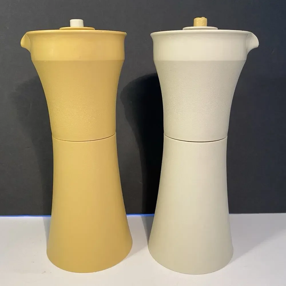 Tupperware oil vinegar